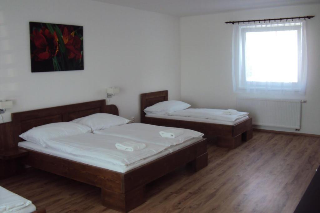 Aqua - Family Friendly Hotel Senec
