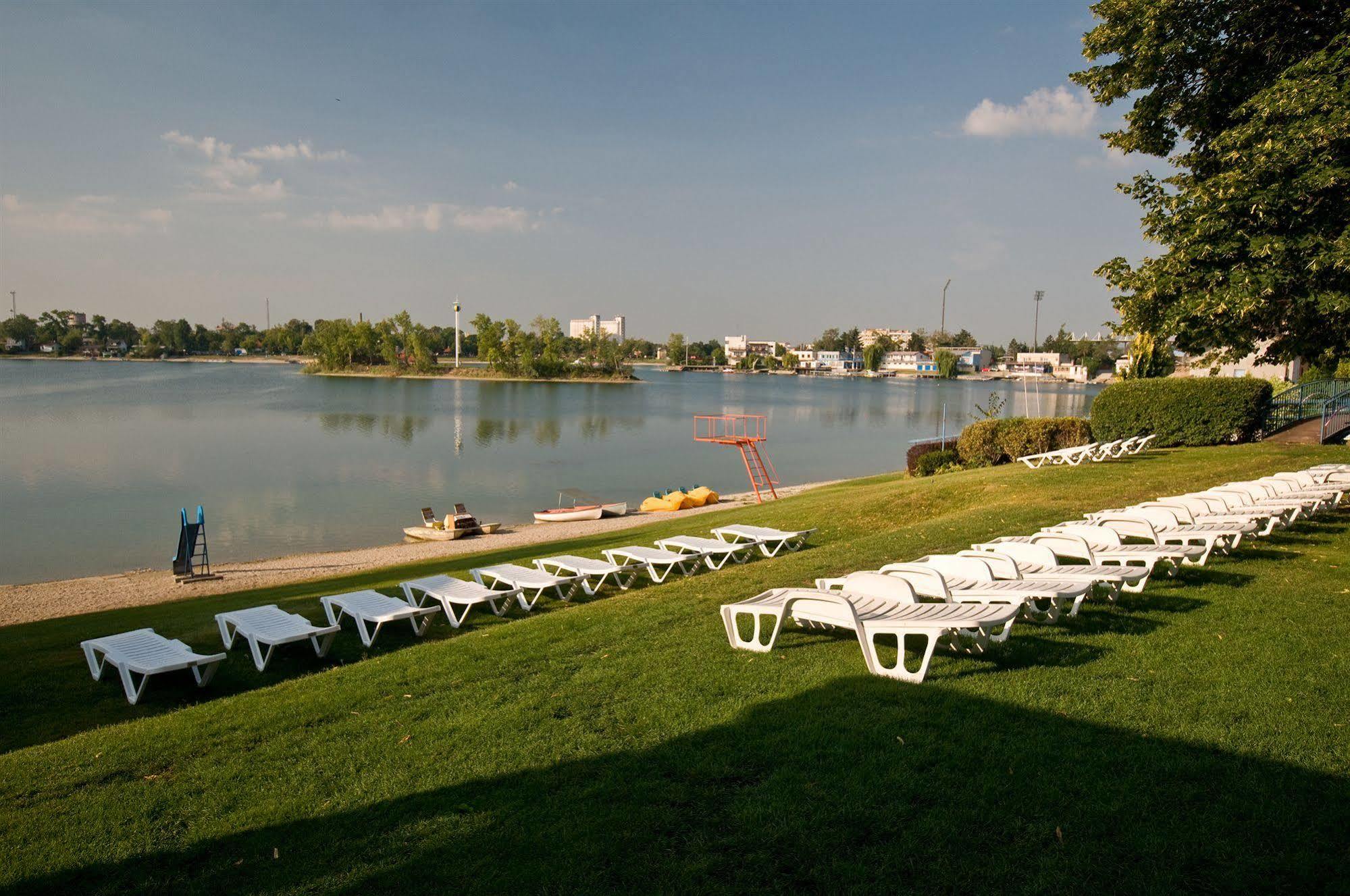 Aqua - Family Friendly 4* Senec